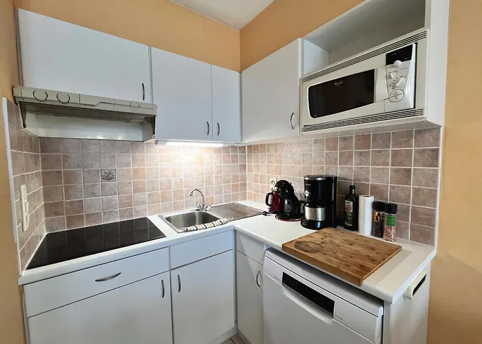 Cozy One-bedroom With Sea View And Pool T50 * Oostende