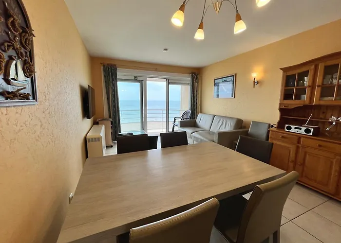 Lägenhet Cozy One-bedroom With Sea View And Pool T50