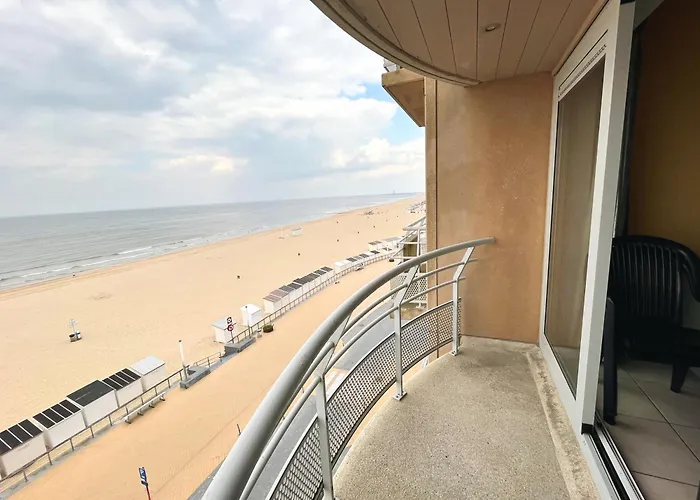 Lägenhet Cozy One-bedroom With Sea View And Pool T50 *