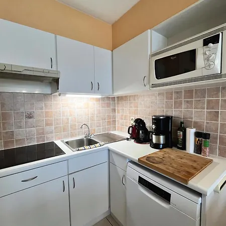 Cozy One-bedroom With Sea View And Pool T50 * Ostende